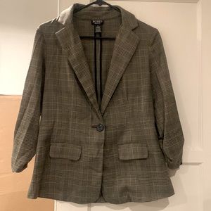 Soho Plaid Blazer..Size Medium